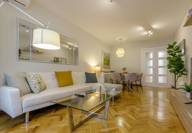 Apartamento en Málaga - !!!!!!!!0009 A Malagueta Reding 8 Apartamento en Málaga - !!!!!!!!0009 A Malagueta Reding 8