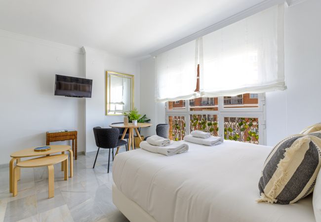 Studio in Málaga - !!!!!!!!0008 Muelle Uno Studio with Sea View Studio in Málaga - !!!!!!!!0008 Muelle Uno Studio with Sea View