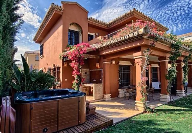 Вилла на Torremolinos - villa saudi 10 Вилла на Torremolinos - villa saudi 10