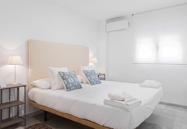 Апартаменты на Málaga - !!!!!!!!0018 A Pompidou 20 - 2 Rooms Апартаменты на Málaga - !!!!!!!!0018 A Pompidou 20 - 2 Rooms