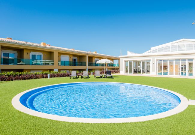  на Lagos - Casa Estrella at Bayview Village